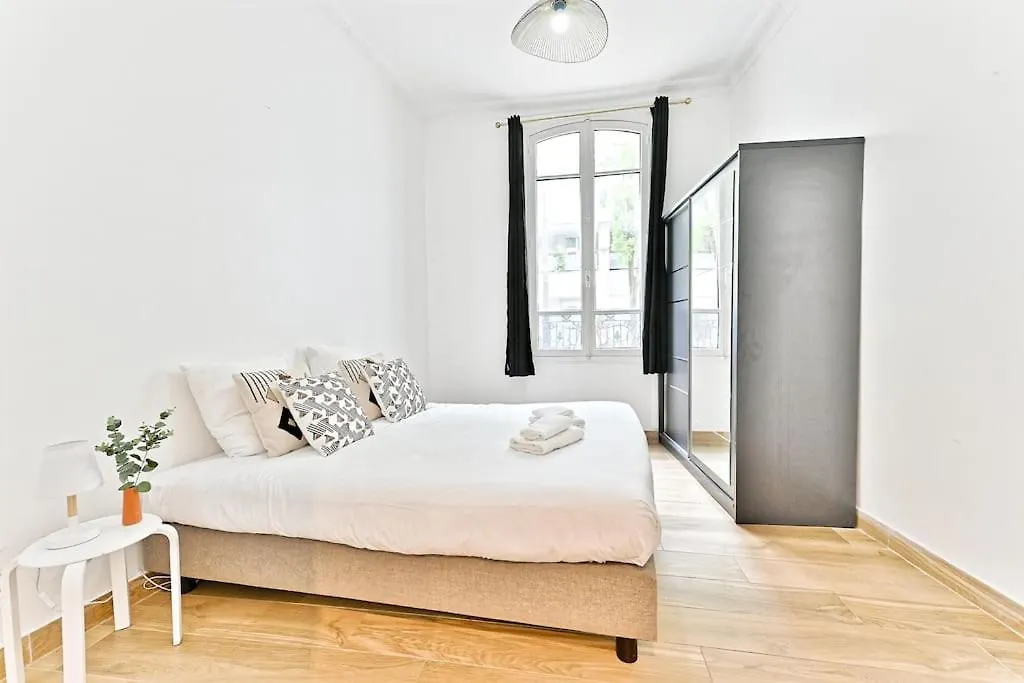Apartment Appartement 2 Chambres Pyrenees Alexandre Dumas Paris