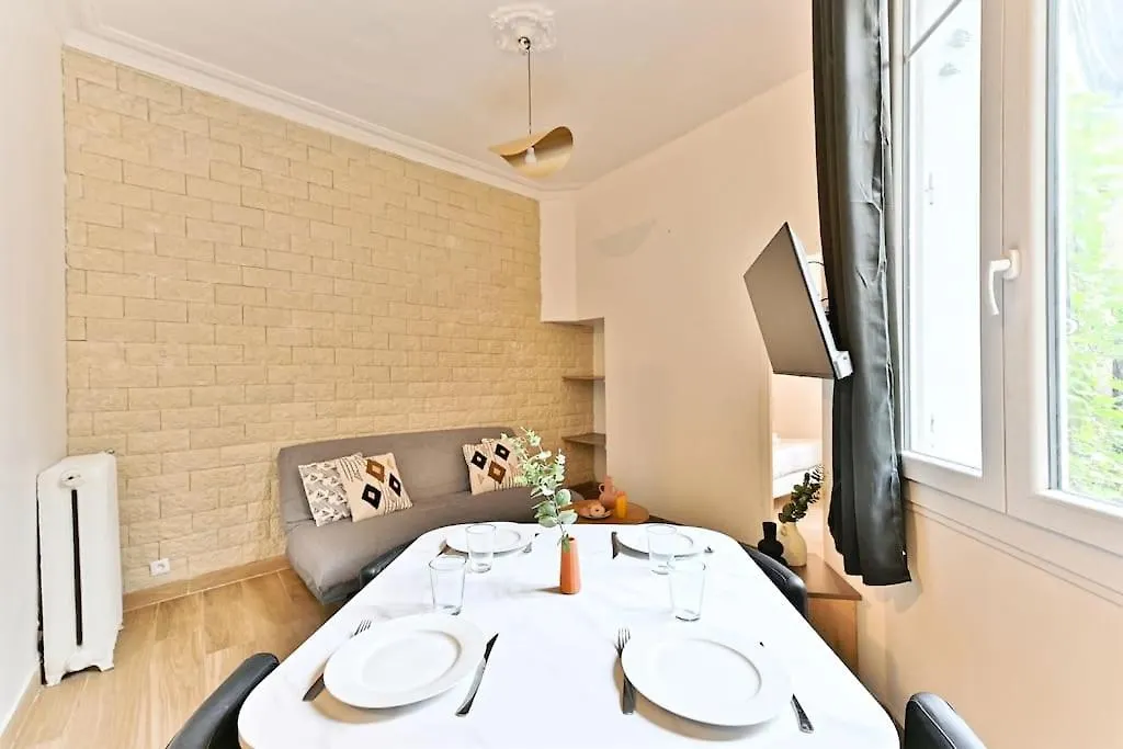 Appartement 2 Chambres Pyrenees Alexandre Dumas Paris France